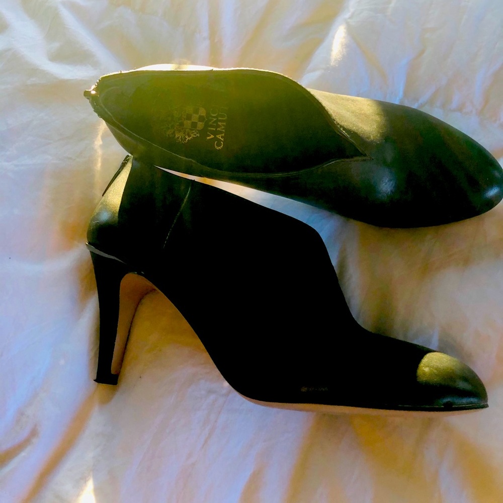 Vince camuto black leather booties